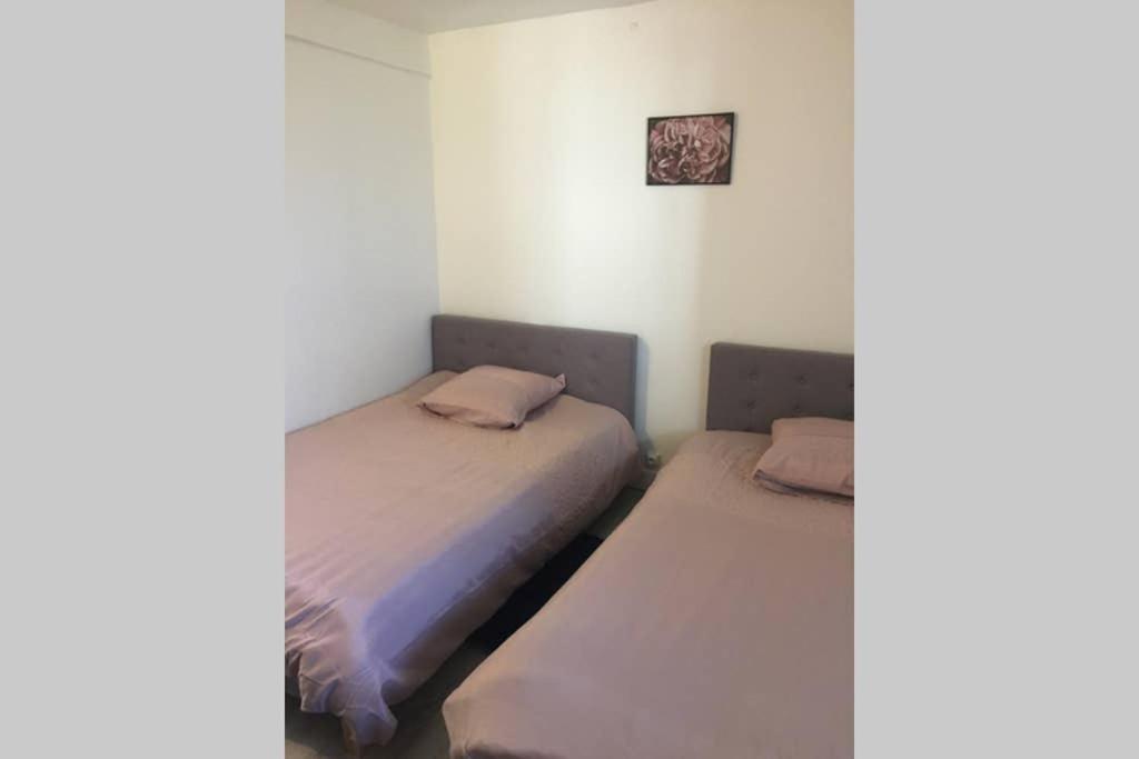 F2 Proche Gare Et Toute Commodite 샤토티에리 외부 사진